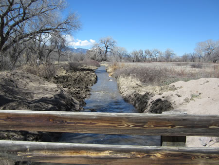 pedestrian bridge looking upstream towards headgate small